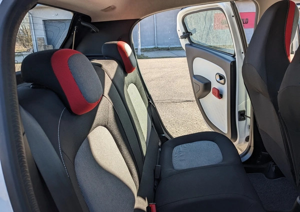 Renault Twingo cena 29900 przebieg: 41461, rok produkcji 2017 z Giżycko małe 232